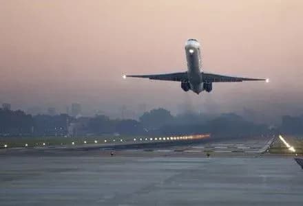 prikordonniki-vikrili-v-zhulyanakh-rosiyanina-yakogo-rozshukuyut-v-yevropi