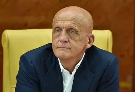 p-kollinu-priznachenu-golovoyu-komitetu-arbitriv-fifa