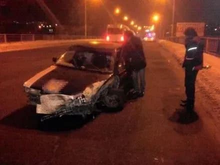 netvereziy-vodiy-vrizavsya-v-avtobus-u-cherkasakh