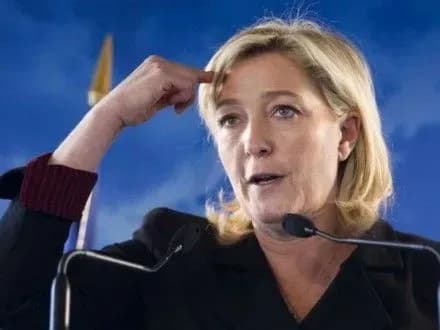 yevrosoyuz-mertviy-vin-provalivsya-v-usikh-napryamkakh-m-le-pen