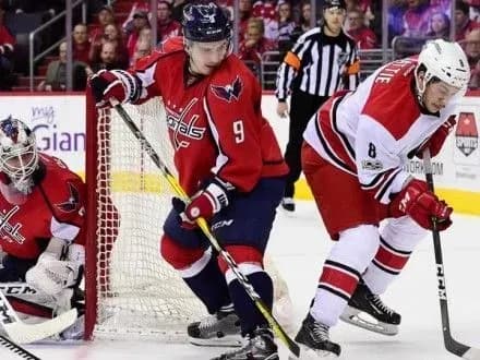 lider-nkhl-vashington-rozgromiv-karolinu