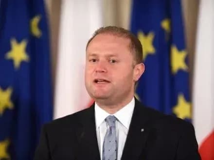 p-poroshenko-privitav-d-muskata-z-golovuvannyam-malti-v-radi-yes