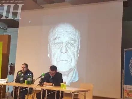 nimetskiy-rezhiser-prezentuvav-proekt-pro-golokost-u-yakomu-vzyali-uchast-ukrayintsi