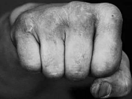 na-rivnenschini-nevidomi-pobili-golovnogo-lisnichogo-rayonu