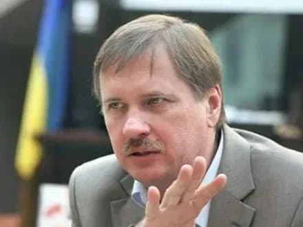 informatsiya-schodo-rishennya-administratsiyi-d-trampa-pro-skasuvannya-sanktsiy-ye-rosiyskim-vkidom-t-chornovil