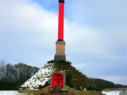 p-poroshenko-podiyi-v-krutakh-upershe-yavili-zhakhlivu-pravdu-pro-komunizm-i-sotsializm