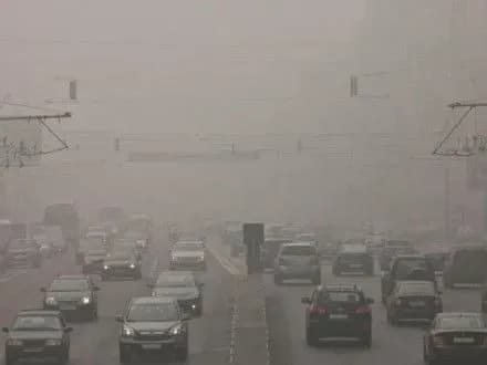 narazi-u-kiyevi-nemaye-obmezhen-na-vyizd-transportu-cherez-negodu