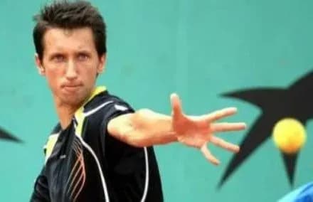 s-stakhovskiy-viletiv-u-pershomu-raundi-tenisnogo-turniru-v-budapeshti