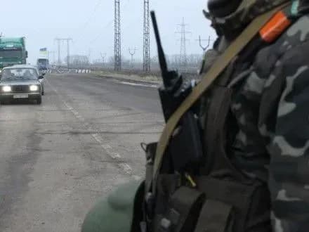 minuloyi-dobi-punkti-propusku-v-zoni-ato-peretnulo-bilshe-17-tis-osib