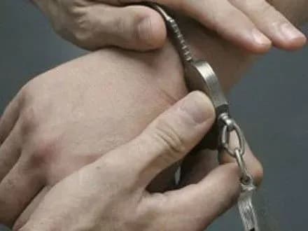 khlopets-zamaniv-svogo-rodicha-v-avdiyivku-schob-vbiti