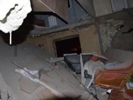 oprilyudneno-foto-pislya-tankovogo-obstrilu-avdiyivki