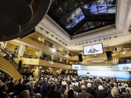 zustrich-u-myunkheni-nositime-deklarativniy-kharakter-politichniy-ekspert