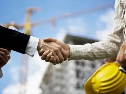 glava-budivelnogo-kholdingu-rozpoviv-yak-investoru-pereviriti-zabudovnika