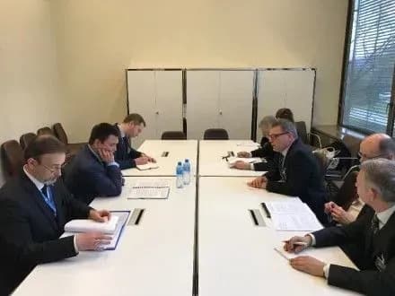 p-klimkin-u-zhenevi-zustrivsya-z-ministrom-zakordonnikh-sprav-chekhiyi