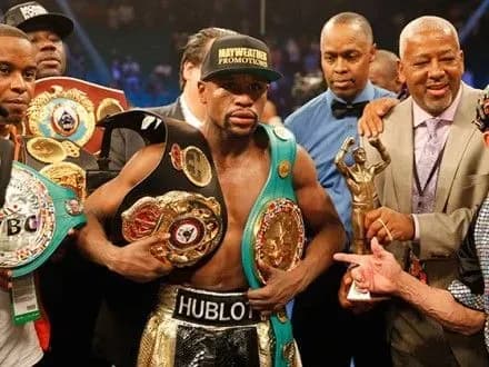 legendarnogo-boksera-f-meyvezera-pograbuvali-pid-chas-svyatkuvannya-yuvileyu