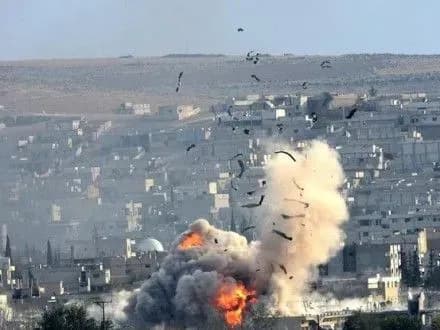 tsivilni-ta-islamisti-zaginuli-vnaslidok-avianalotu-na-mechet-u-mosuli