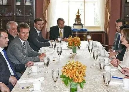 demokratka-n-pelosi-vidpovila-na-zvinuvachennya-d-trampa-pro-zvyazki-z-rosiyeyu