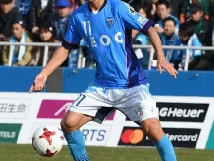 yaponets-k-miuru-stav-naystarshim-gravtsem-v-istoriyi-futbolu