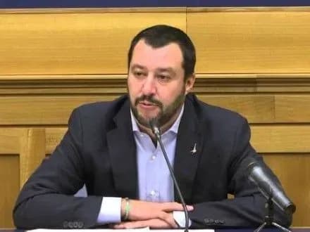 italiyski-pravopopulisti-vstupili-u-soyuz-z-partiyeyu-putina