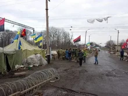 kerivnika-tsentru-ato-vimagaye-zvilniti-miska-rada-rivnogo