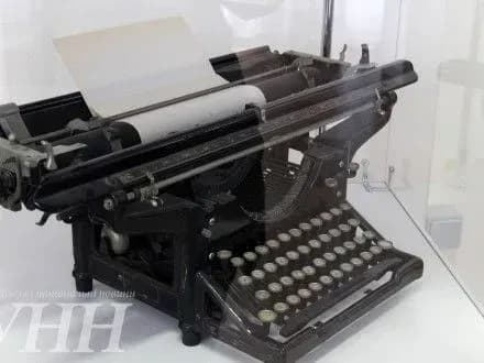 vistavku-do-storichchya-ukrayinskoyi-revolyutsiyi-1917-roku-vidkrili-u-kiyevi