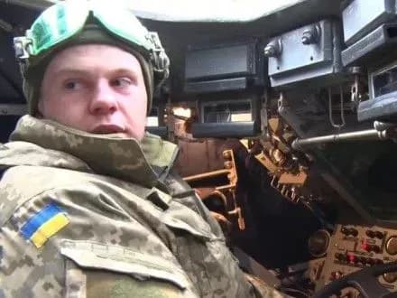 budni-vodiya-bronetransportera-spetsproekt-unn