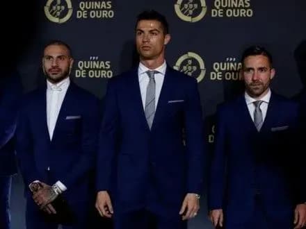 k-ronaldu-nazvano-kraschim-futbolistom-roku-v-portugaliyi