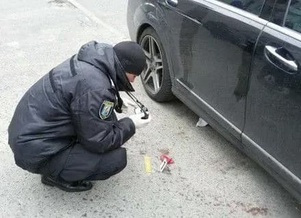 rozbiyniki-napali-na-kiyanina-i-vidibrali-sumku-z-groshima