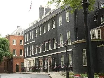 cherez-terakt-u-londoni-skasovano-zustrich-t-mey-z-ya-kachinskim