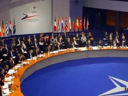 ispaniya-poobitsyala-ssha-zbilshiti-viyskovi-vitrati-do-2-vvp