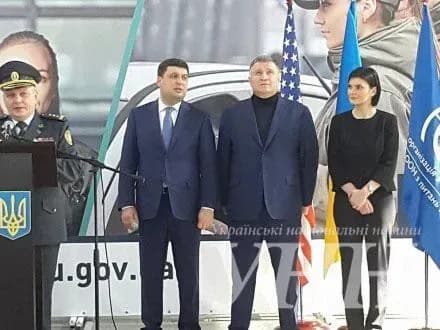 prikordonna-sluzhba-reformuyetsya-ne-tak-shvidko-yak-khotilosya-b-v-groysman