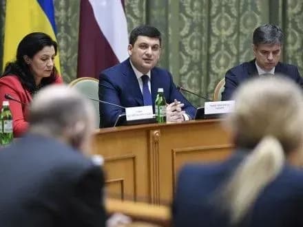 v-groysman-nagolosiv-na-neobkhidnosti-prodovzhennya-sanktsiynogo-tisku-na-rf