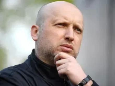 o-turchinov-prizvisko-krivaviy-pastor-krasche-nizh-te-yake-dali-v-putinu