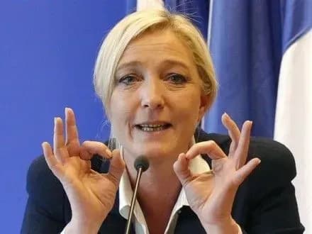 m-le-pen-poobitsyala-prizupiniti-immigratsiyu-do-frantsiyi