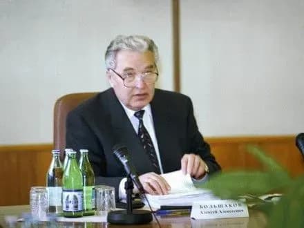 u-peterburzi-pomer-kolishniy-pershiy-vitse-premyer-rf-oleksiy-bolshakov