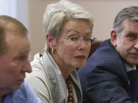 zasidannya-tristoronnoyi-kontaktnoyi-grupi-rozpochalosya-u-minsku-3