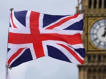 yes-zayme-zhorstku-pozitsiyu-na-peregovorakh-schodo-brexit-uryad-frn