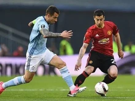 manchester-yunayted-na-viyizdi-peremig-seltu-u-pivfinali-ligi-yevropi