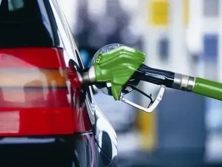 ekspert-pro-demontazh-nezakonnikh-gazovikh-zapravok-v-kiyevi-konfliktno-bolisno-ale-efektivno