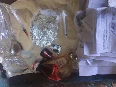 ranishe-sudimu-zhitelku-m-borispil-zatrimali-za-zbut-metadonu