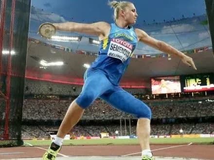 metalnitsya-n-semenova-triumfuvala-na-turniri-u-frantsiyi