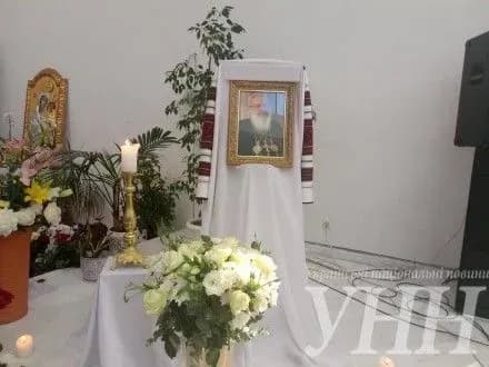 kiyani-priyshli-proschatisya-z-lyubomirom-guzarom