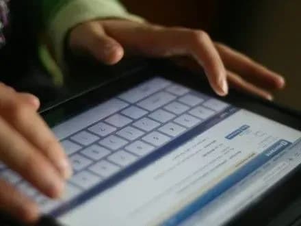 petitsiyi-do-prezidenta-schodo-skasuvannya-zaboroni-vkontakte-zalishilos-zibrati-menshe-tisyachi-pidpisiv