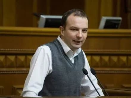 antikoruptsiyniy-komitet-vr-zablokuvav-namiri-zvilniti-direktora-nabu