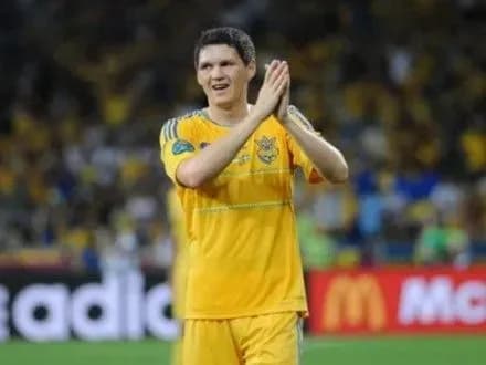 zakhisnik-t-mikhalik-prodovzhit-vistupi-v-rosiyi