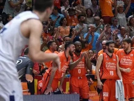 valensiya-v-kravtsova-vdruge-obigrala-real-u-finali-chempionatu-ispaniyi