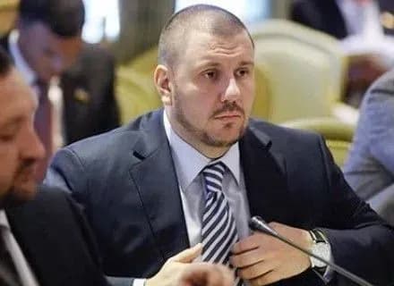 rpr-pidrakhuvav-skilki-byudzhet-ukrayini-vtrativ-cherez-podatkovi-maydanchiki-o-klimenka