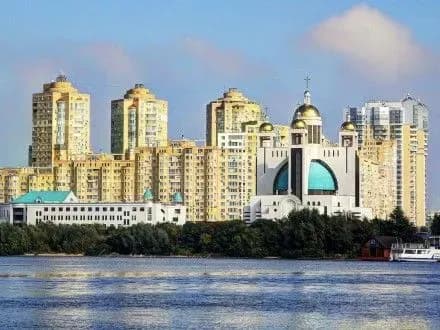 sogodni-v-kiyevi-bude-teplo-ta-khmarno-6