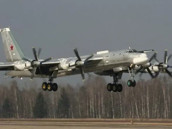 vinischuvachi-ssha-ta-yaponiyi-suprovodzhuvali-raketonostsi-rf-u-neytralnikh-vodakh-tikhogo-okeanu