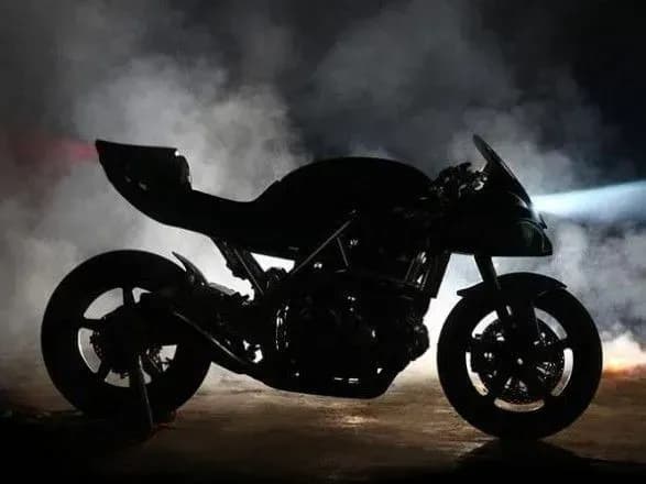 u-chernivtsyakh-perekrili-kanal-nadkhodzhennya-kradenikh-mototsikliv-iz-yevropi